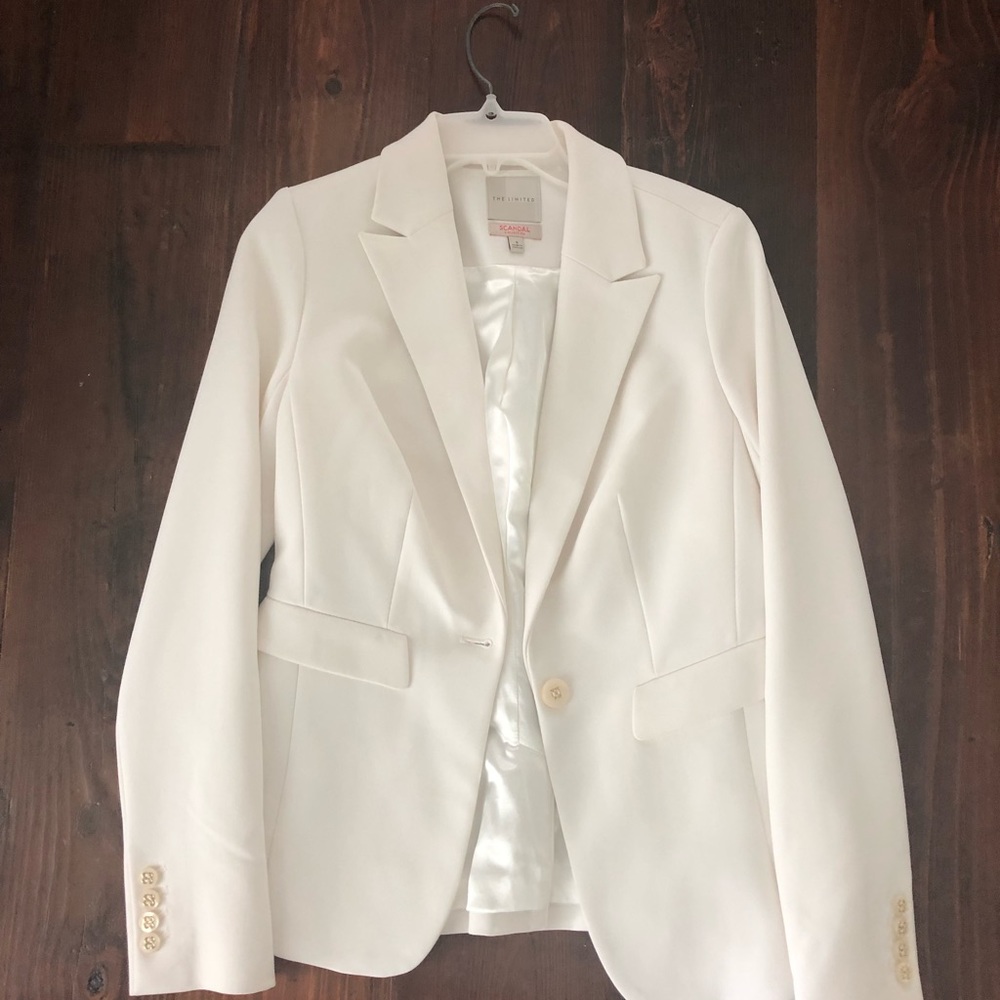The limited scandal collection white suit.